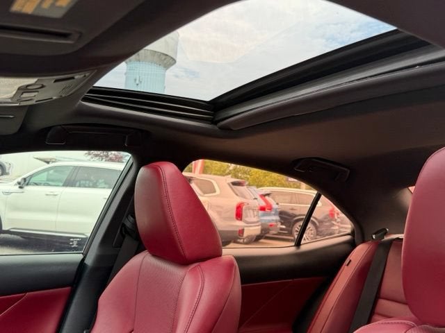 2017 Lexus IS 300