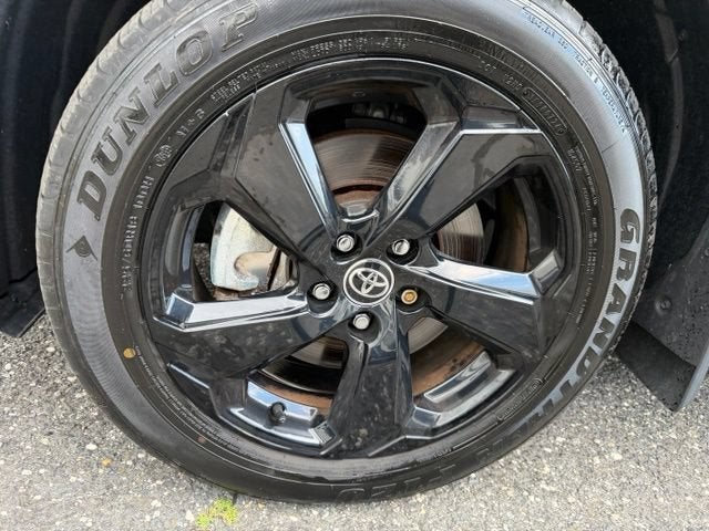 2024 Toyota RAV4 Prime SE