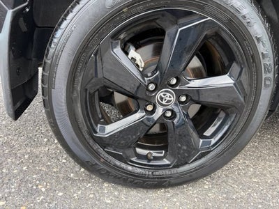 2024 Toyota RAV4 Prime SE