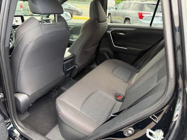 2024 Toyota RAV4 Prime SE