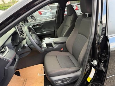2024 Toyota RAV4 Prime SE