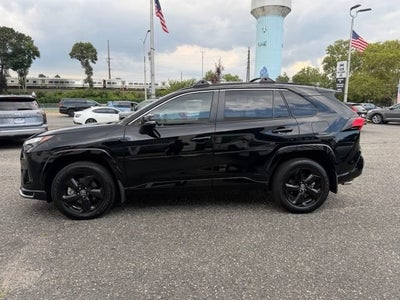 2024 Toyota RAV4 Prime SE