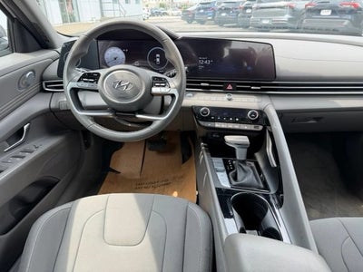 2023 Hyundai Elantra SEL