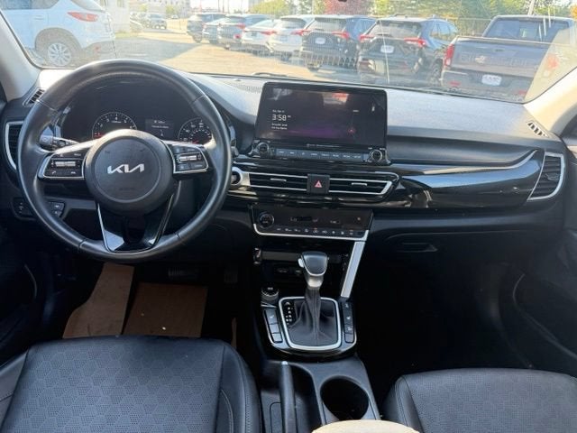 2023 Kia Seltos EX