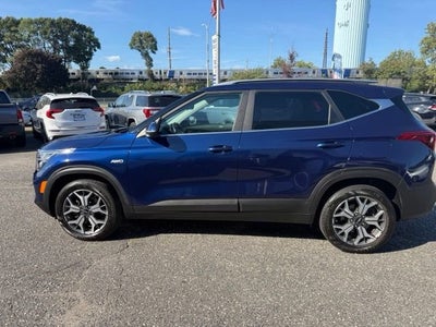 2023 Kia Seltos EX