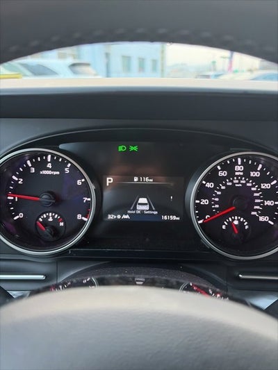 2024 Kia Carnival LX