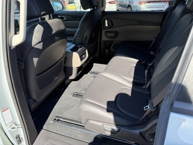 2025 Kia Carnival EX