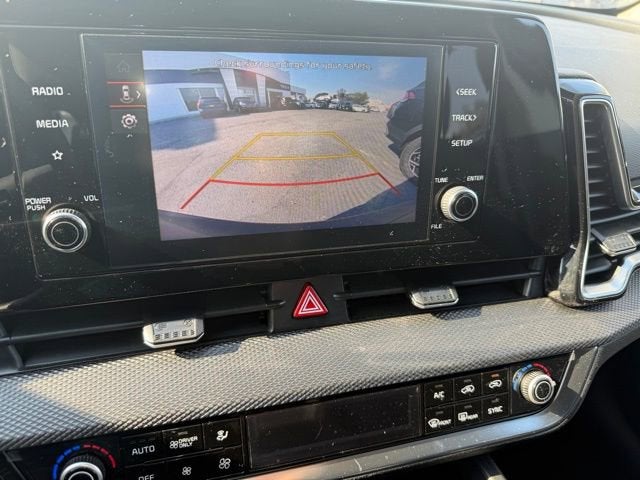 2023 Kia Sportage Hybrid LX