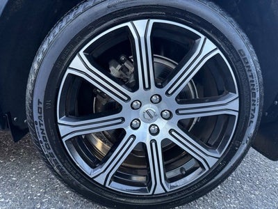 2019 Volvo XC60 Inscription