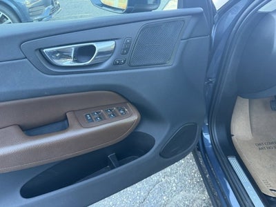 2019 Volvo XC60 Inscription