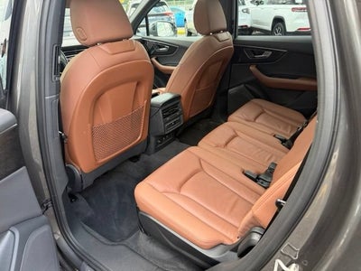 2021 Audi Q7 Premium