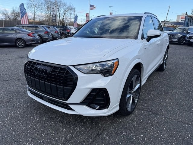 2021 Audi Q3 S line Premium