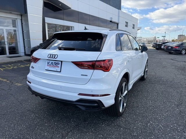 2021 Audi Q3 S line Premium