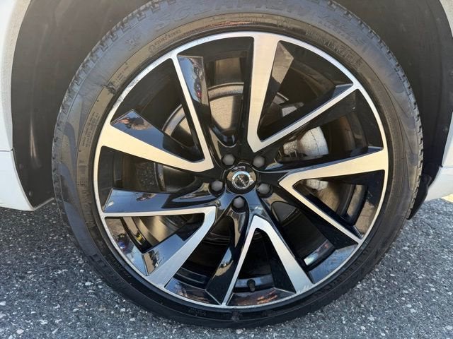 2023 Volvo XC90 Plus