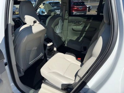 2023 Volvo XC90 Plus