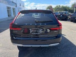 2022 Volvo V90 Cross Country B6
