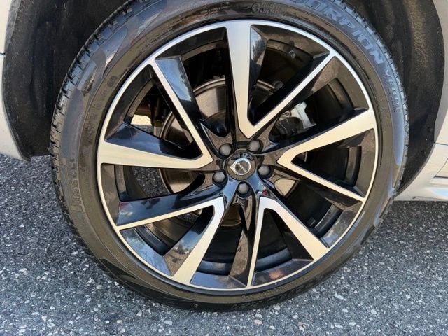 2024 Volvo XC90 Plus Bright Theme