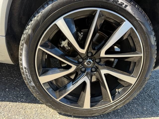 2024 Volvo XC90 Plus Bright Theme