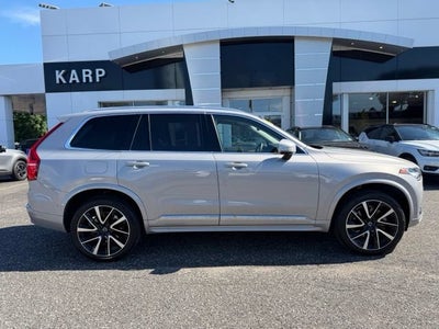 2024 Volvo XC90 Plus Bright Theme