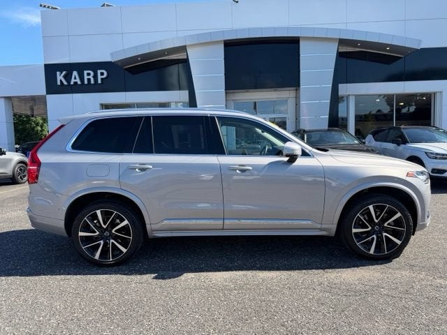 2024 Volvo XC90 Plus Bright Theme