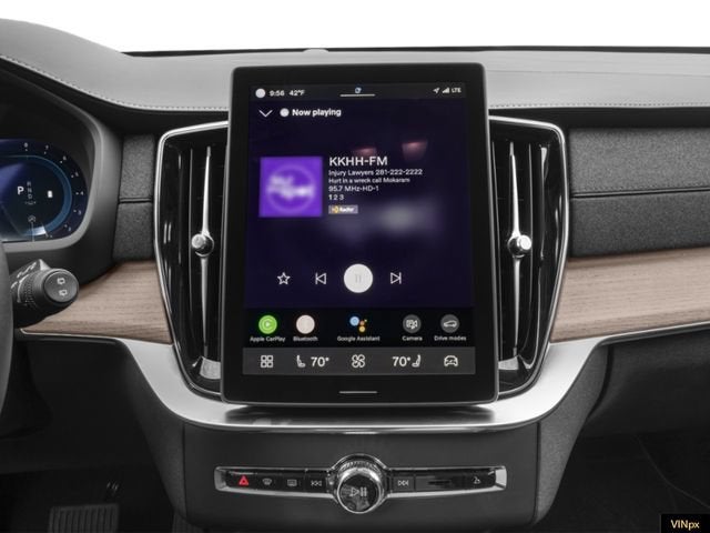 2026 Volvo XC90 Plus