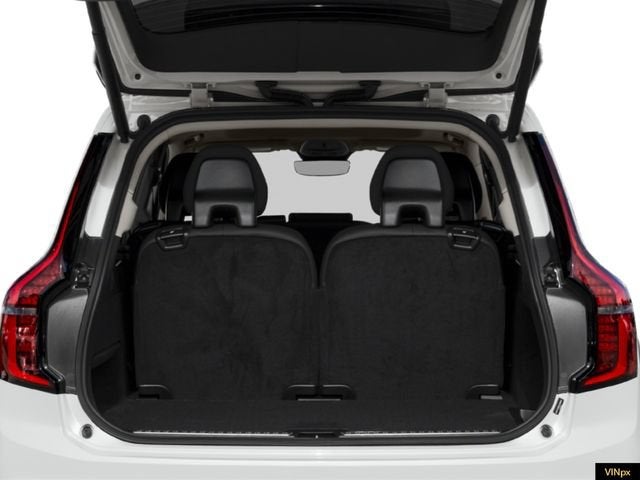 2026 Volvo XC90 Plus
