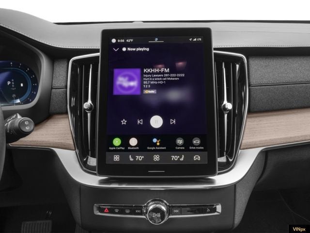2026 Volvo XC90 Plus