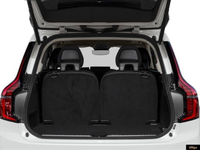 2026 Volvo XC90 Plus