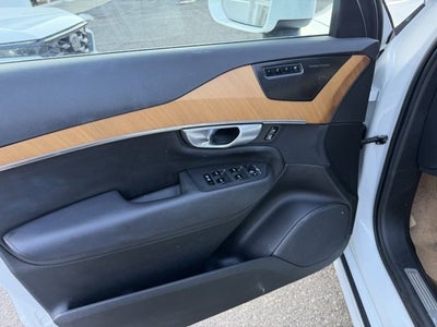 2024 Volvo XC90 Plus Bright Theme