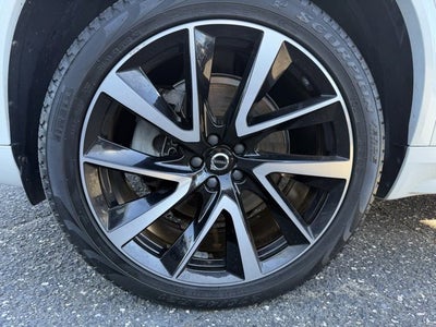 2023 Volvo XC90 Plus
