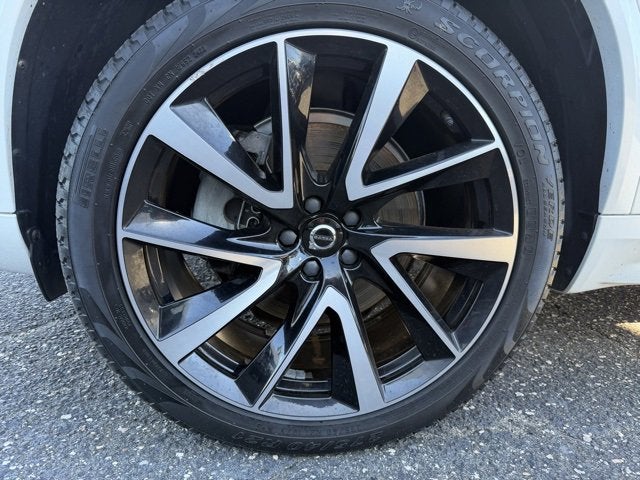 2023 Volvo XC90 Plus