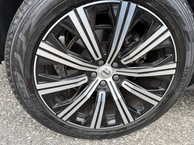2023 Volvo XC90 Plus