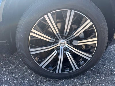 2023 Volvo XC90 Plus