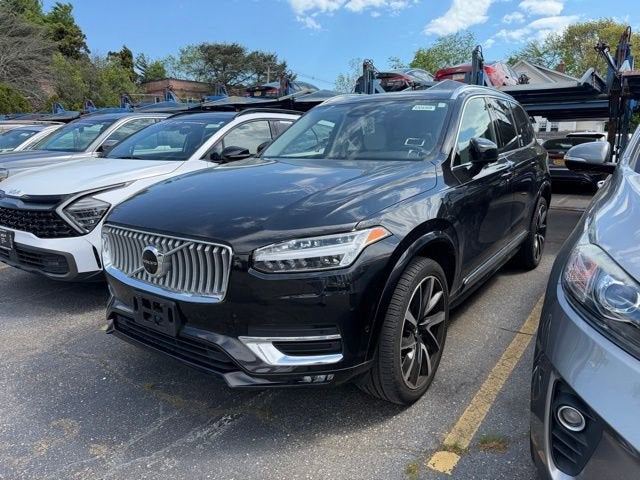 2023 Volvo XC90 Plus