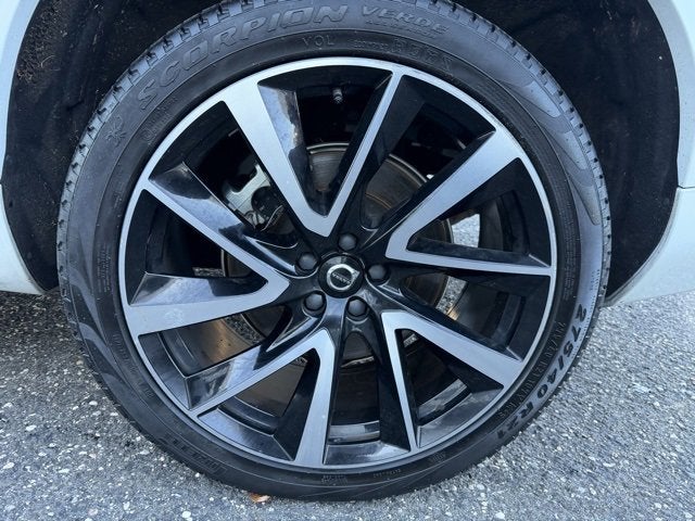 2023 Volvo XC90 Plus