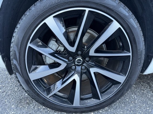 2023 Volvo XC90 Plus