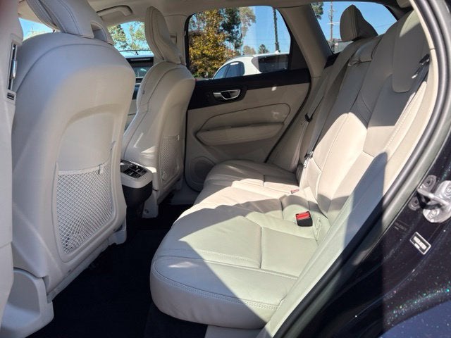 2022 Volvo XC60 Inscription