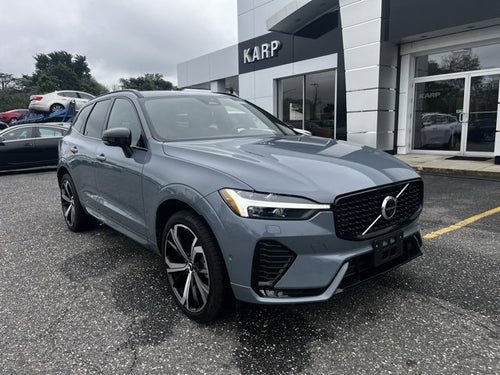 2022 Volvo XC60 R-Design
