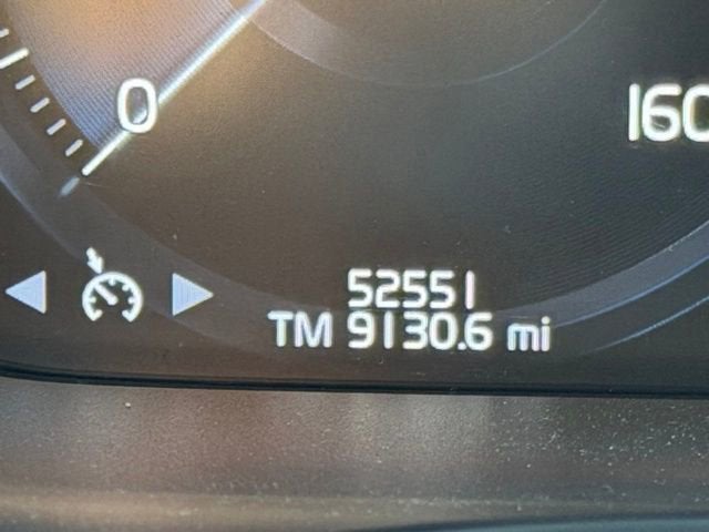 2022 Volvo V60 Cross Country T5