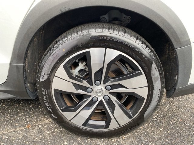 2021 Volvo V60 Cross Country T5