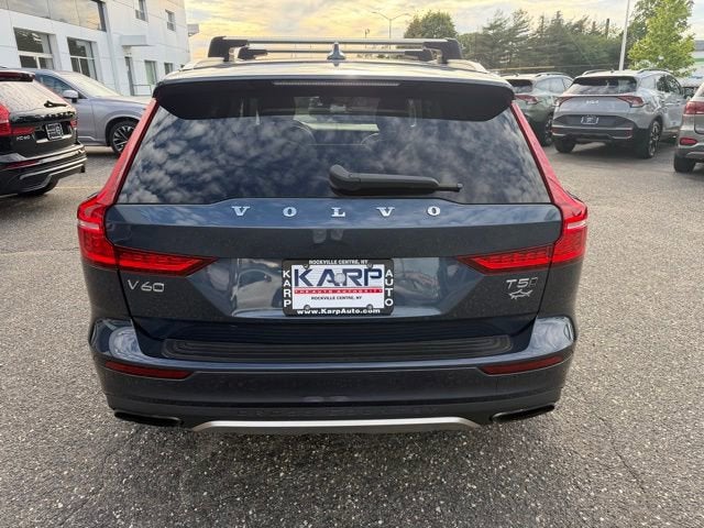 2020 Volvo V60 Cross Country T5