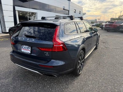 2020 Volvo V60 Cross Country T5