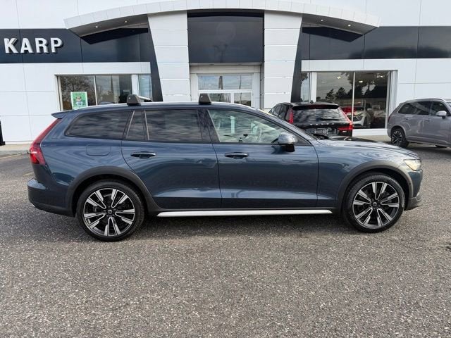 2020 Volvo V60 Cross Country T5