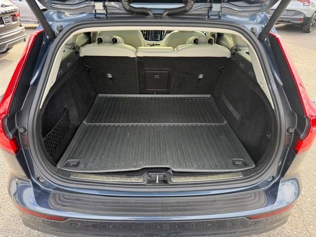 2020 Volvo V60 Cross Country T5