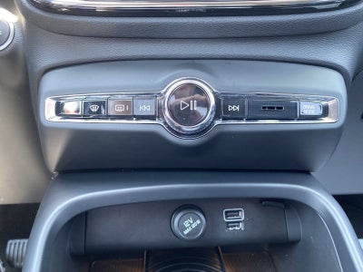 2019 Volvo XC40 Base