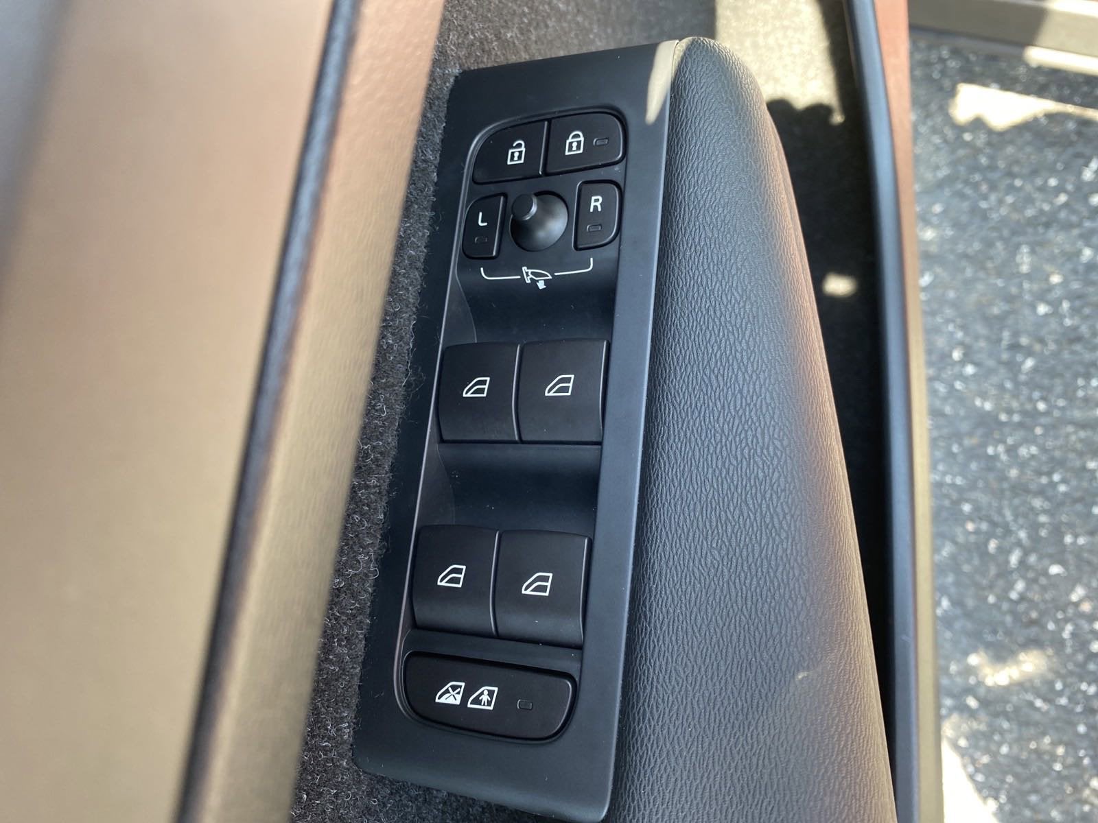 2019 Volvo XC40 Base