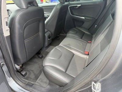 2016 Volvo XC60 T6 Drive-E
