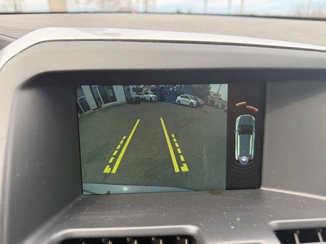 2016 Volvo XC60 T6 Drive-E
