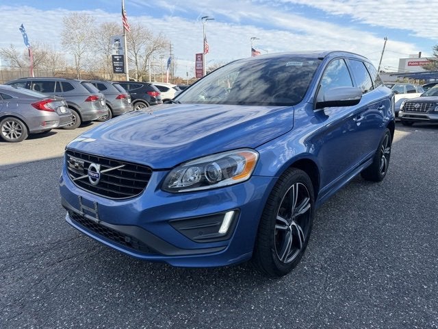 2017 Volvo XC60 R-Design