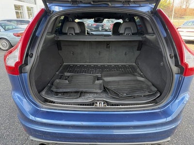 2017 Volvo XC60 R-Design